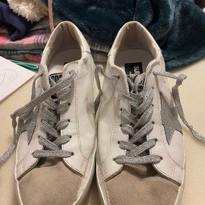 Nice almost new Golden Goose Sneakers